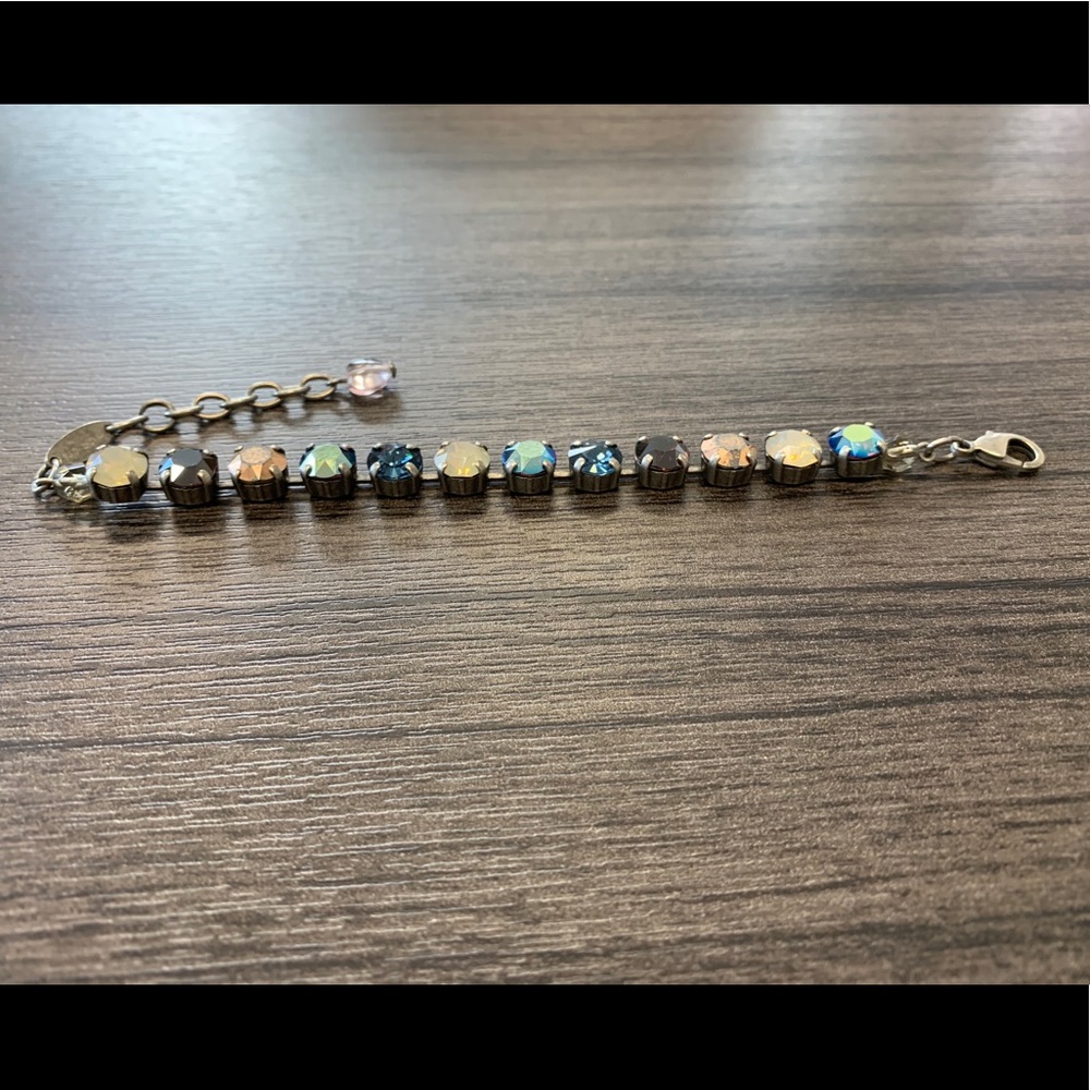 Sabika crystal bracelet